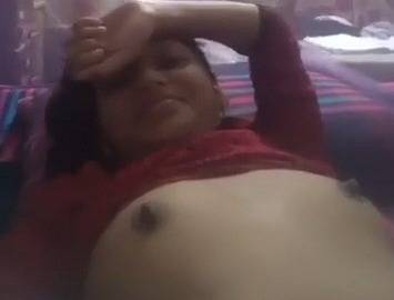 Bangladeshi Babe Fariya Wahid Fingering her Pussy
