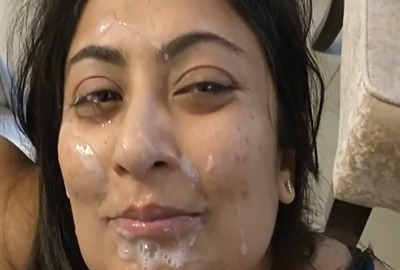 Man gets a blowjob and cums on his slut GF’s face