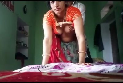 Desi Bhabhi’s sex MMS with her perverted Devar