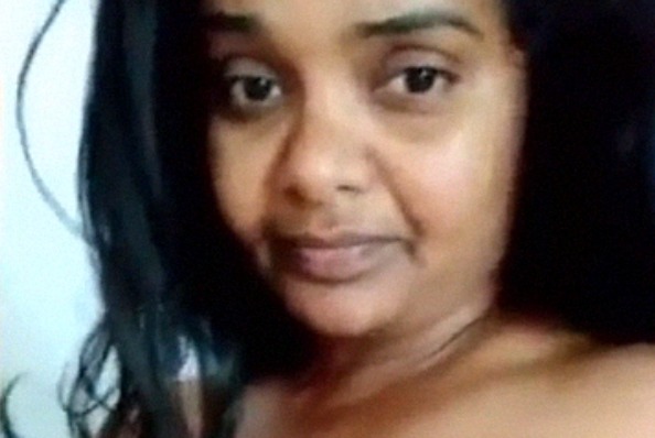 Mallu aunty with big boobs writing on nude breast