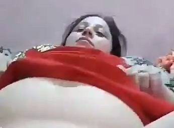 Indian aunty shaved buttery pussy