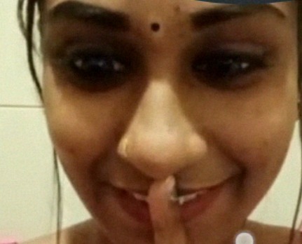 Indian Tamil girl fingers vagine on video call