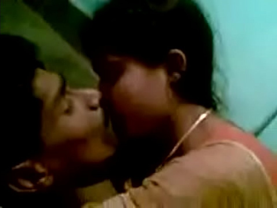 Hindi bf sexy video of a desi girl sucking her lover’s dick