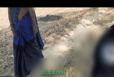 Money lender bangs a desi bhabhi’s asshole