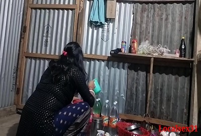 Poor guy fucks his wife’s sister in an xxx Indian sex