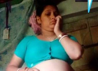 Skirt stripping desi aunty