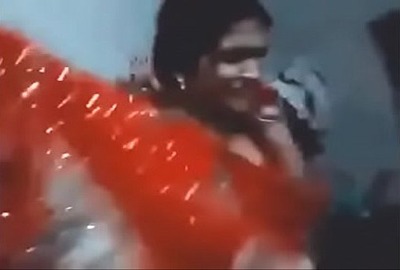 A newly married lady fucks her ex-BF in the desi sex