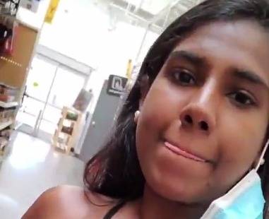 Tamil hot girl showing boos in a shopping mall